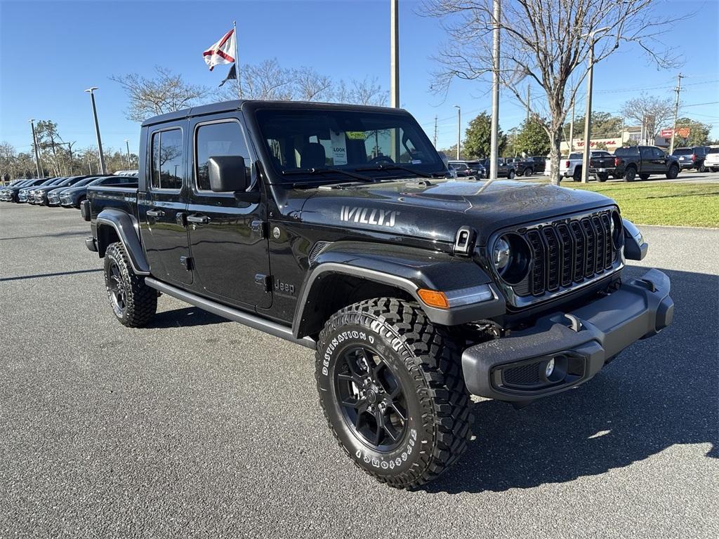 new 2025 Jeep Gladiator car, priced at $47,733