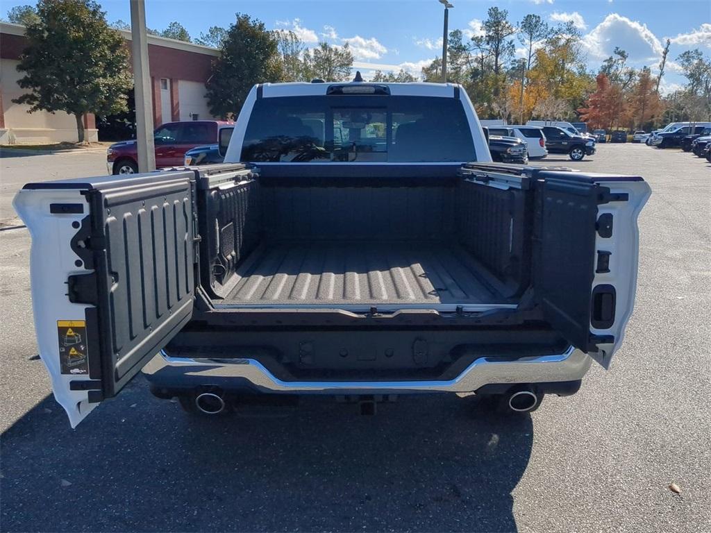 new 2025 Ram 1500 car, priced at $75,068