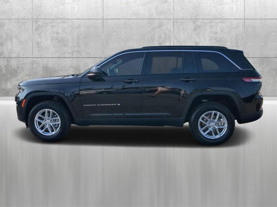 new 2024 Jeep Grand Cherokee car, priced at $35,999