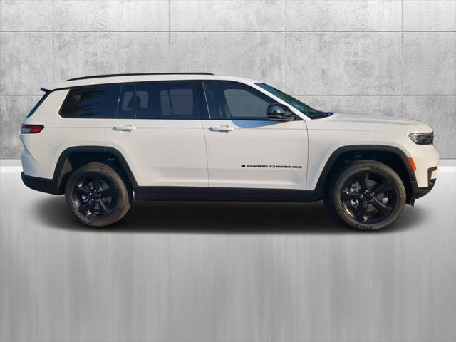 new 2024 Jeep Grand Cherokee L car, priced at $44,000