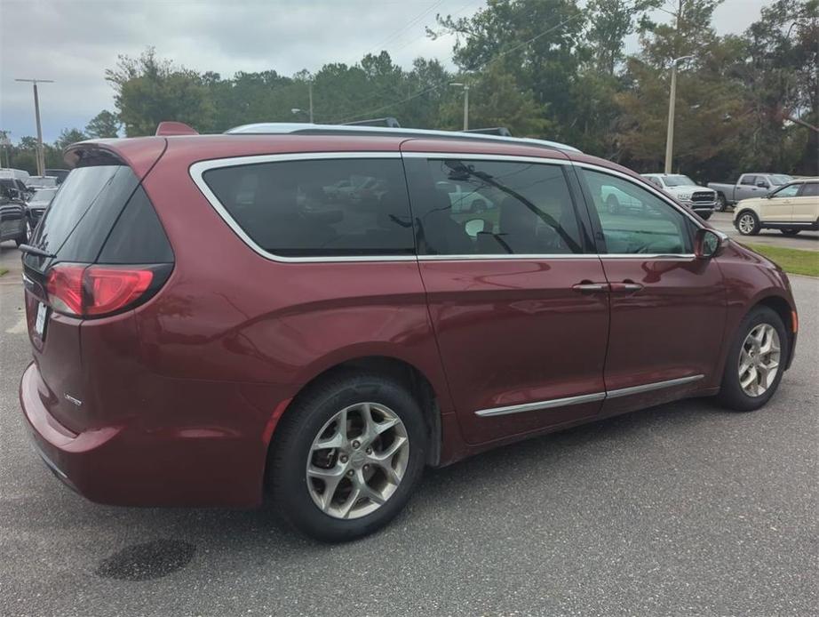 used 2018 Chrysler Pacifica car, priced at $16,499