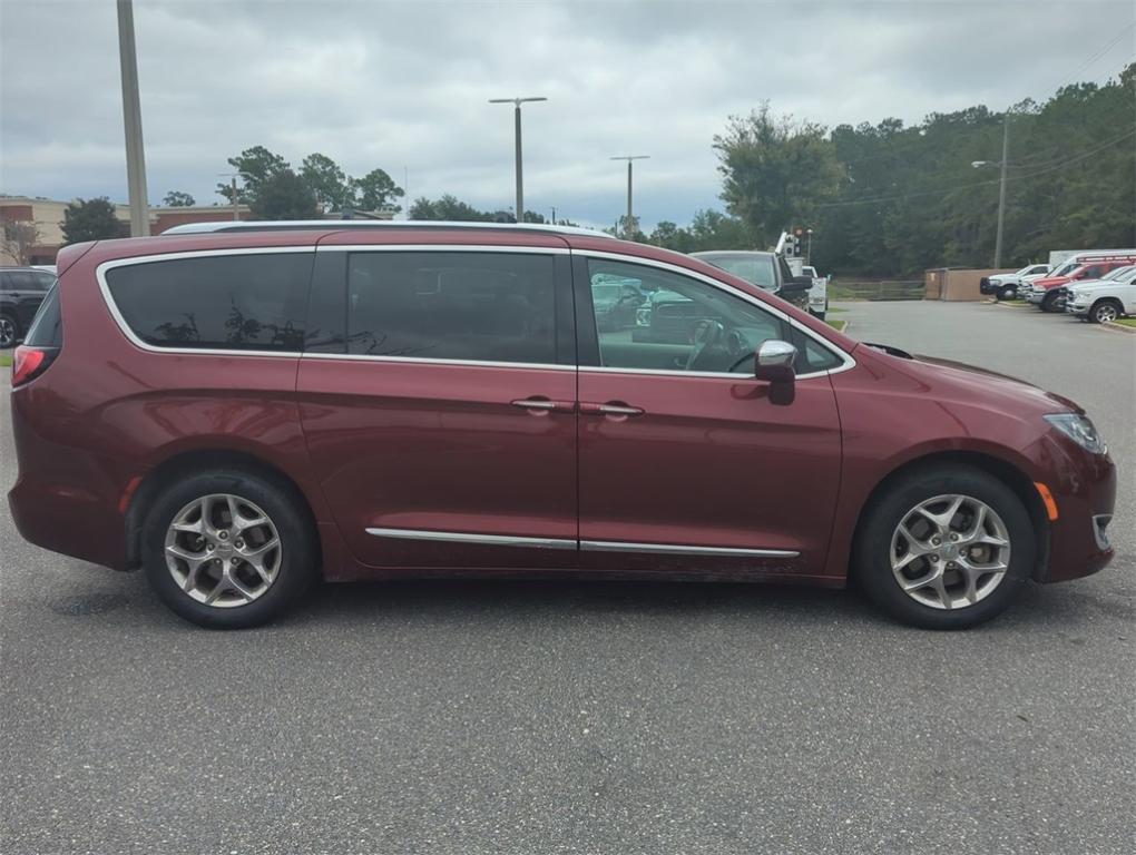 used 2018 Chrysler Pacifica car, priced at $16,499