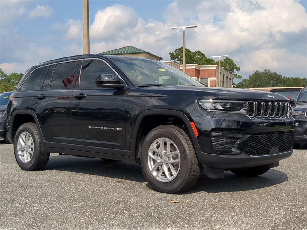 new 2024 Jeep Grand Cherokee car, priced at $37,321