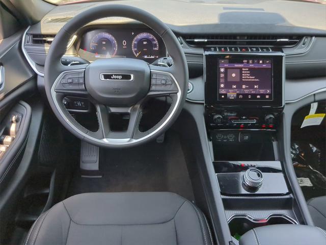 new 2024 Jeep Grand Cherokee car, priced at $38,500