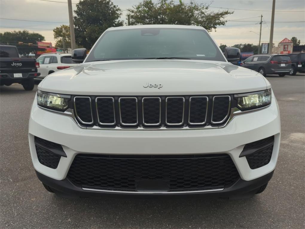 new 2024 Jeep Grand Cherokee car, priced at $37,306