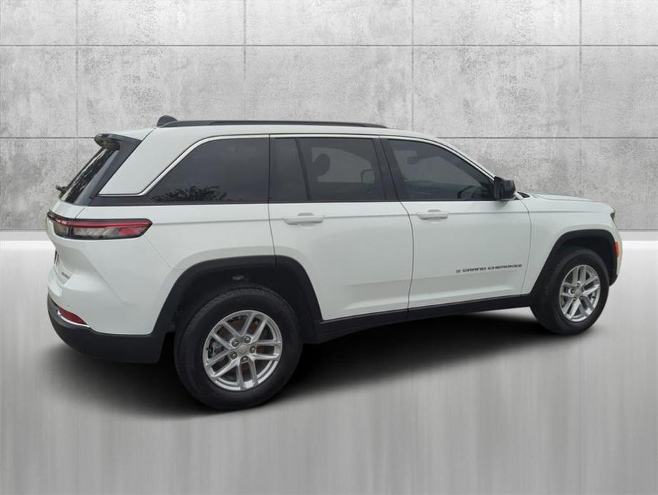 new 2024 Jeep Grand Cherokee car, priced at $38,056