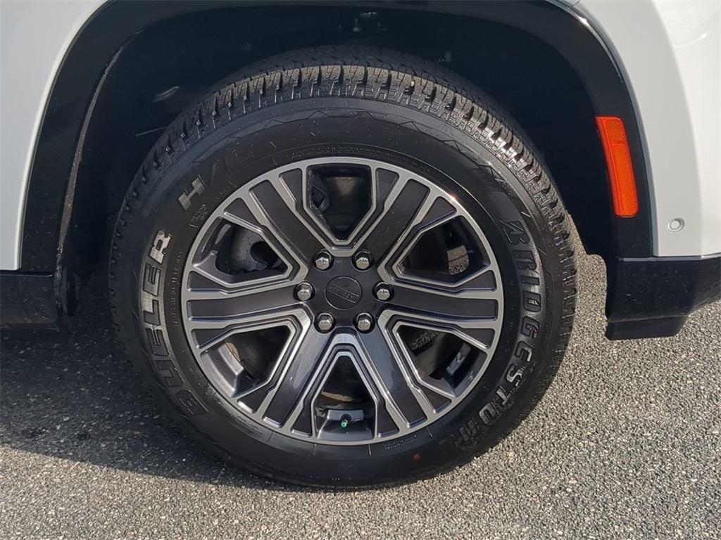 new 2024 Jeep Wagoneer car, priced at $61,778