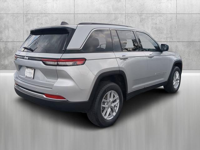 new 2024 Jeep Grand Cherokee car, priced at $35,092