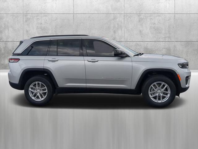 new 2024 Jeep Grand Cherokee car, priced at $35,092