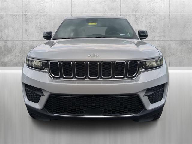 new 2024 Jeep Grand Cherokee car, priced at $35,092