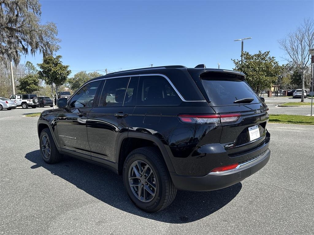 used 2023 Jeep Grand Cherokee car, priced at $31,498