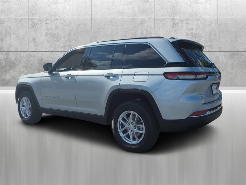 new 2024 Jeep Grand Cherokee car, priced at $35,092