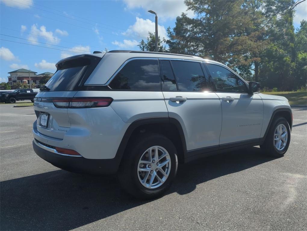 new 2024 Jeep Grand Cherokee car, priced at $37,842