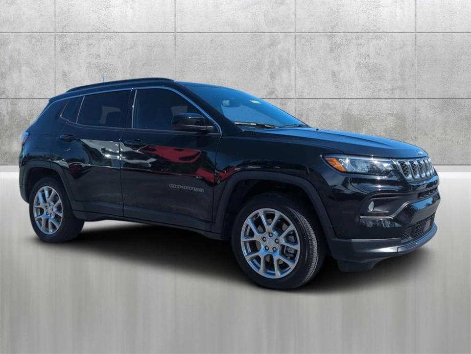 new 2024 Jeep Compass car, priced at $26,999