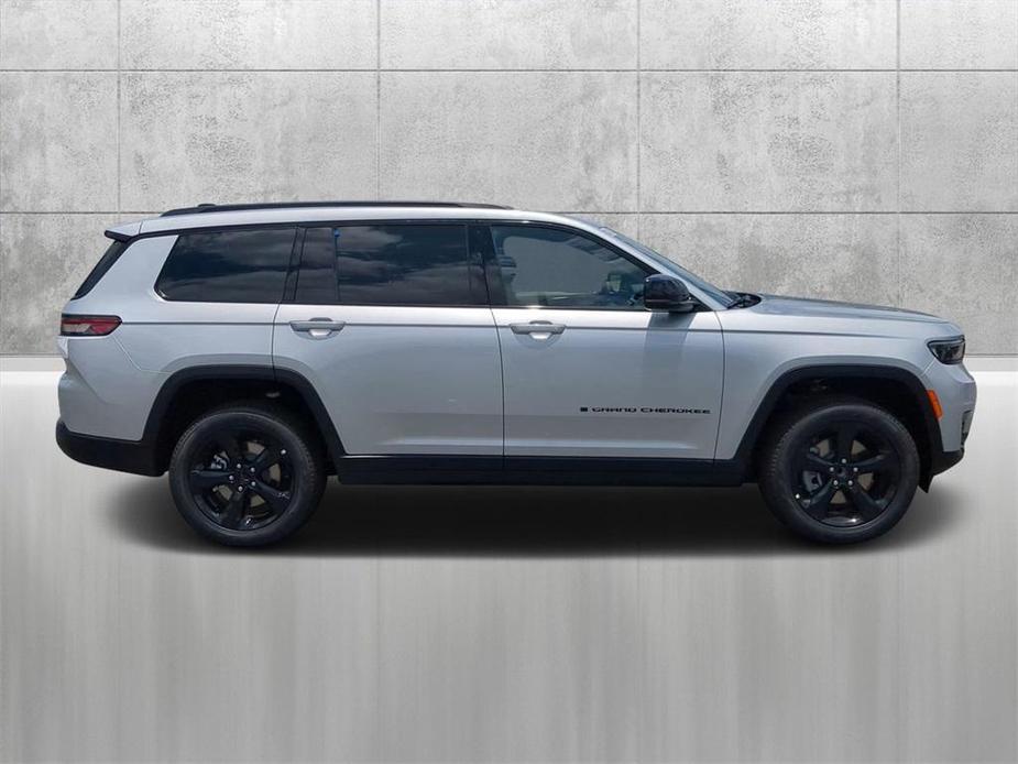 new 2024 Jeep Grand Cherokee L car, priced at $45,399