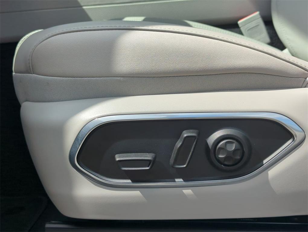 new 2024 Jeep Wagoneer car, priced at $62,571