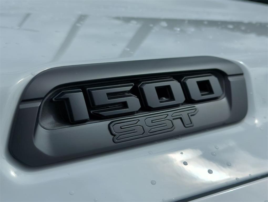 new 2025 Ram 1500 car, priced at $43,486