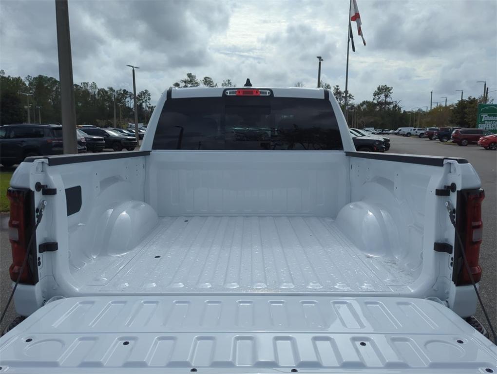 new 2025 Ram 1500 car, priced at $43,486