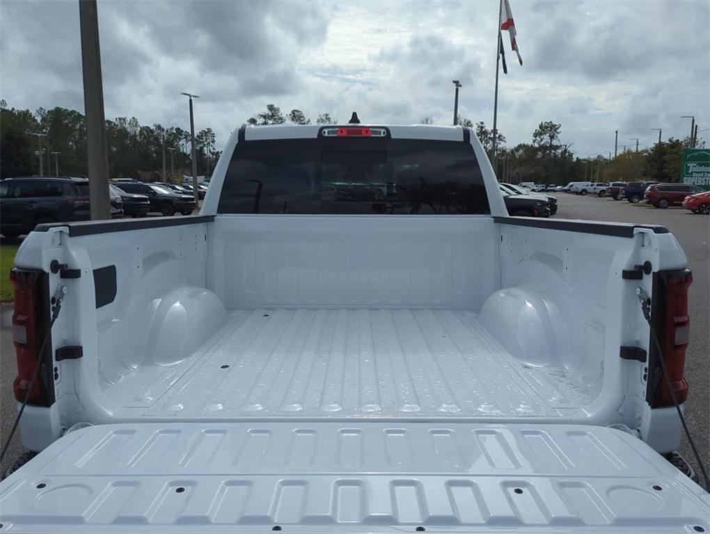 new 2025 Ram 1500 car, priced at $43,986