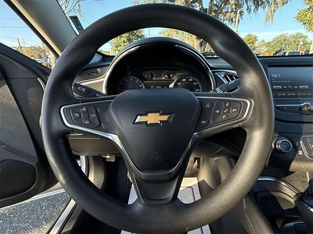 used 2018 Chevrolet Malibu car, priced at $11,792