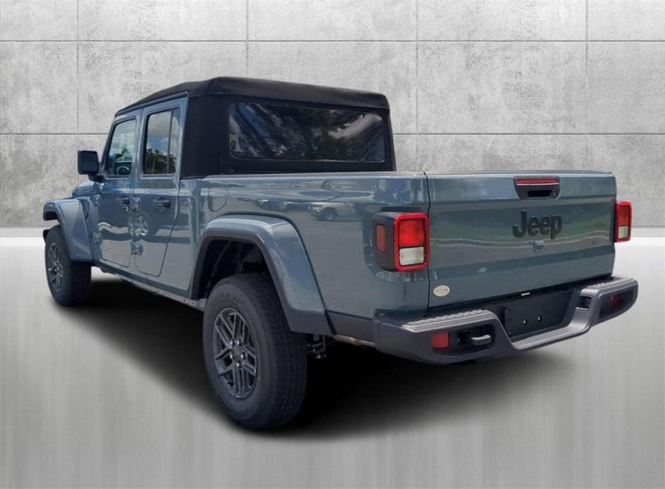 new 2024 Jeep Gladiator car, priced at $41,801