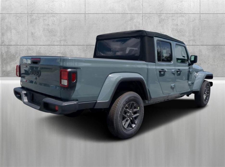 new 2024 Jeep Gladiator car, priced at $41,801