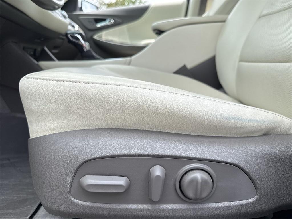 used 2021 Chevrolet Malibu car, priced at $23,989