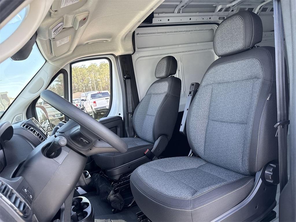 new 2025 Ram ProMaster 2500 car, priced at $49,706