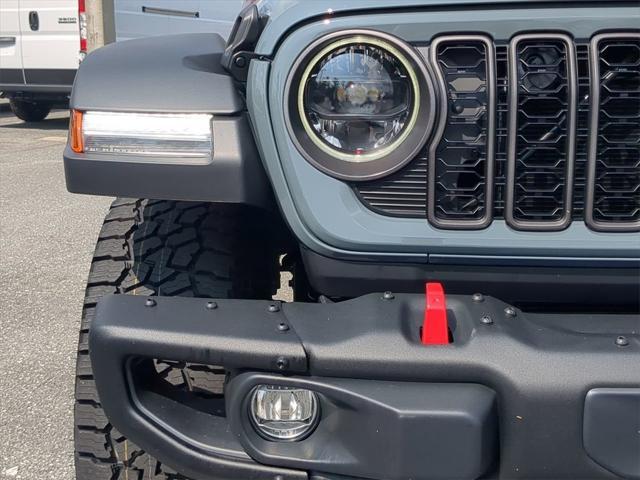 new 2024 Jeep Gladiator car, priced at $57,334