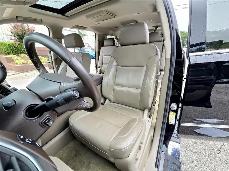 used 2016 Chevrolet Suburban car, priced at $19,999
