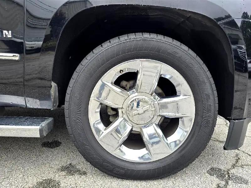 used 2016 Chevrolet Suburban car, priced at $19,999
