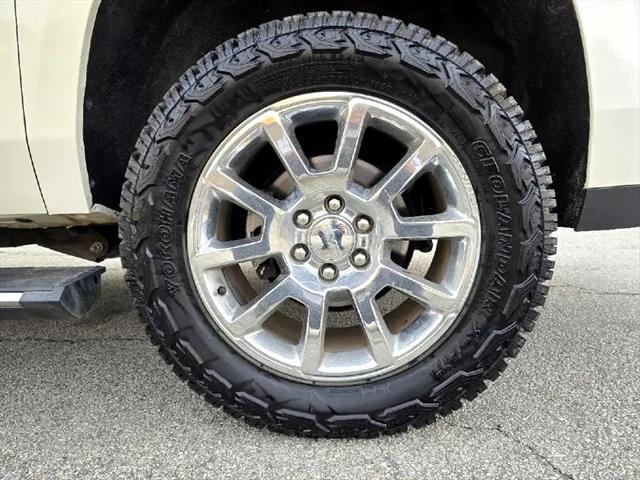 used 2015 GMC Yukon XL car, priced at $22,999