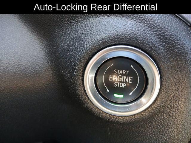 used 2021 GMC Sierra 1500 car, priced at $35,998