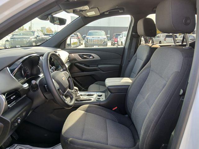 used 2023 Chevrolet Traverse car, priced at $34,500