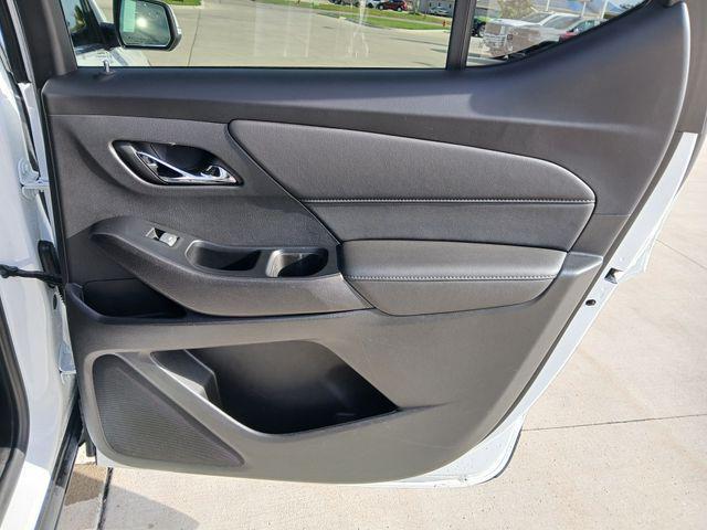 used 2023 Chevrolet Traverse car, priced at $34,500