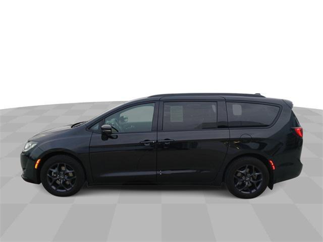 used 2019 Chrysler Pacifica car, priced at $28,238