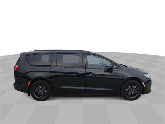 used 2019 Chrysler Pacifica car, priced at $28,238