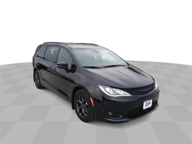 used 2019 Chrysler Pacifica car, priced at $28,238