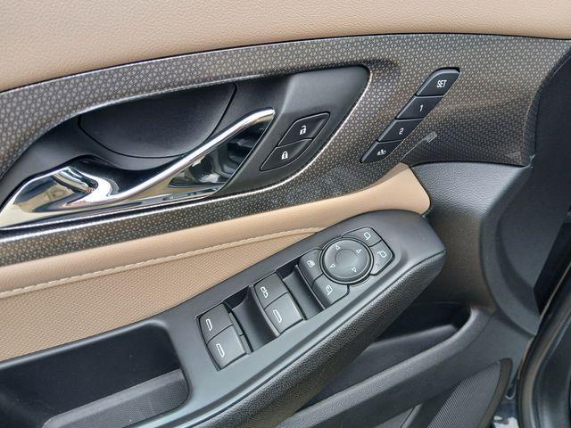 used 2022 Chevrolet Traverse car, priced at $36,800