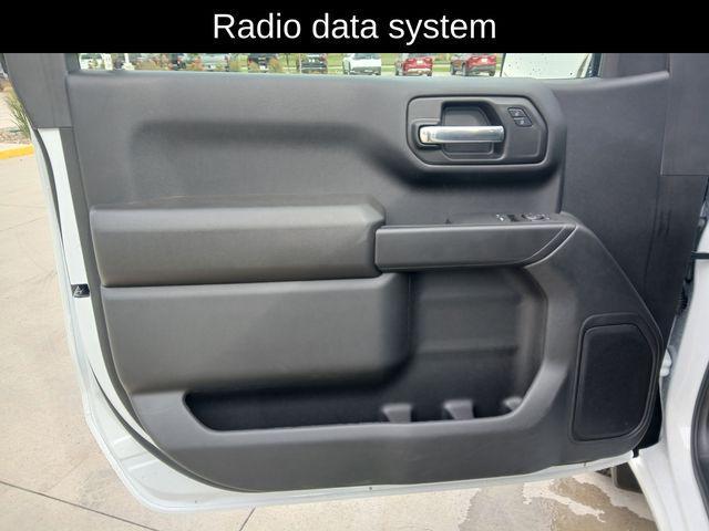 new 2025 GMC Sierra 1500 car, priced at $43,614