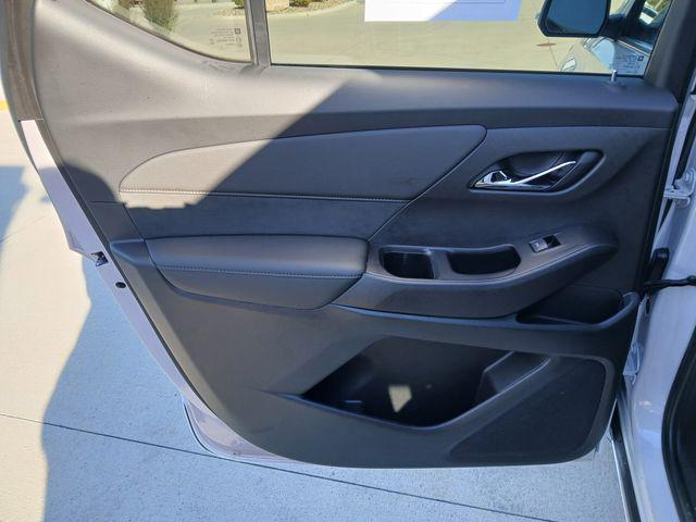 used 2023 Chevrolet Traverse car, priced at $37,000