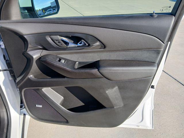 used 2023 Chevrolet Traverse car, priced at $37,000