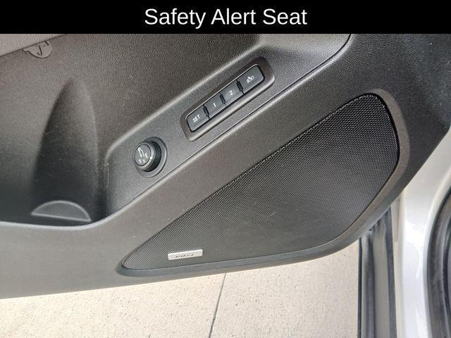 used 2020 Chevrolet Equinox car, priced at $20,800