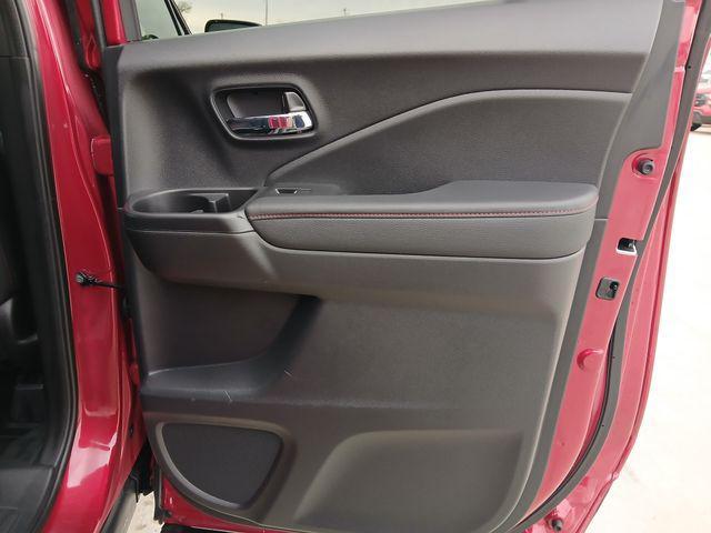 used 2025 Honda Ridgeline car, priced at $43,999