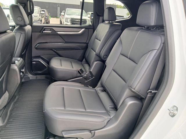 used 2025 GMC Acadia car, priced at $45,236