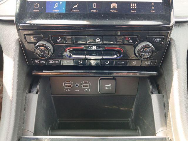used 2024 Jeep Grand Cherokee L car, priced at $41,444