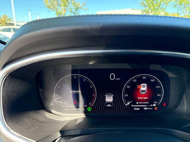 used 2023 Acura MDX car, priced at $45,400