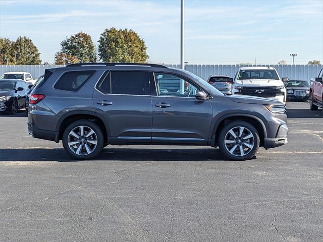 used 2023 Honda Pilot car, priced at $38,800