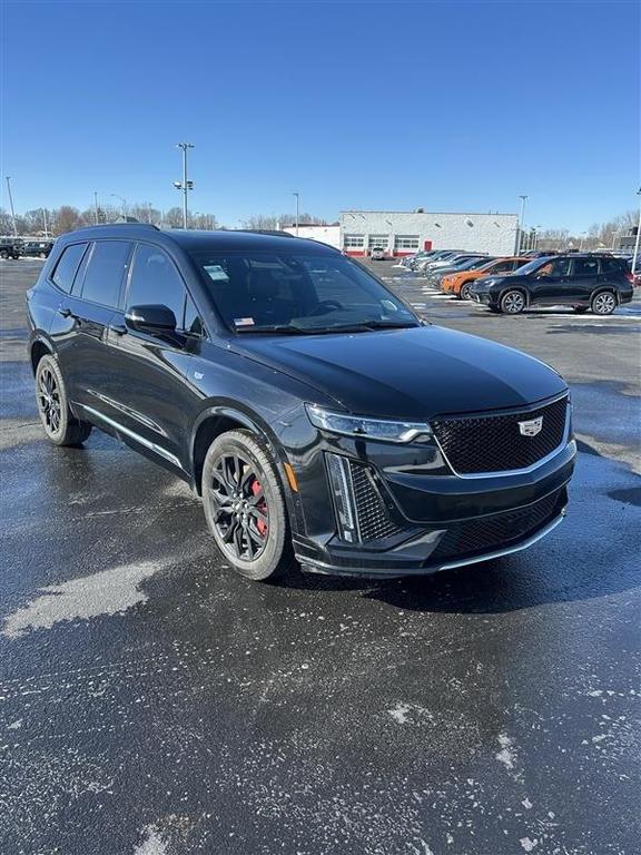 used 2023 Cadillac XT6 car, priced at $38,400