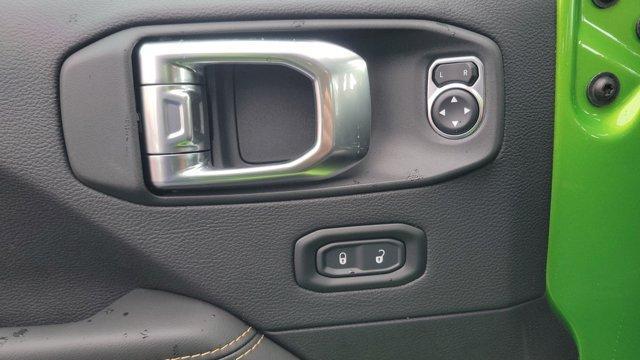 new 2025 Jeep Gladiator car, priced at $51,575